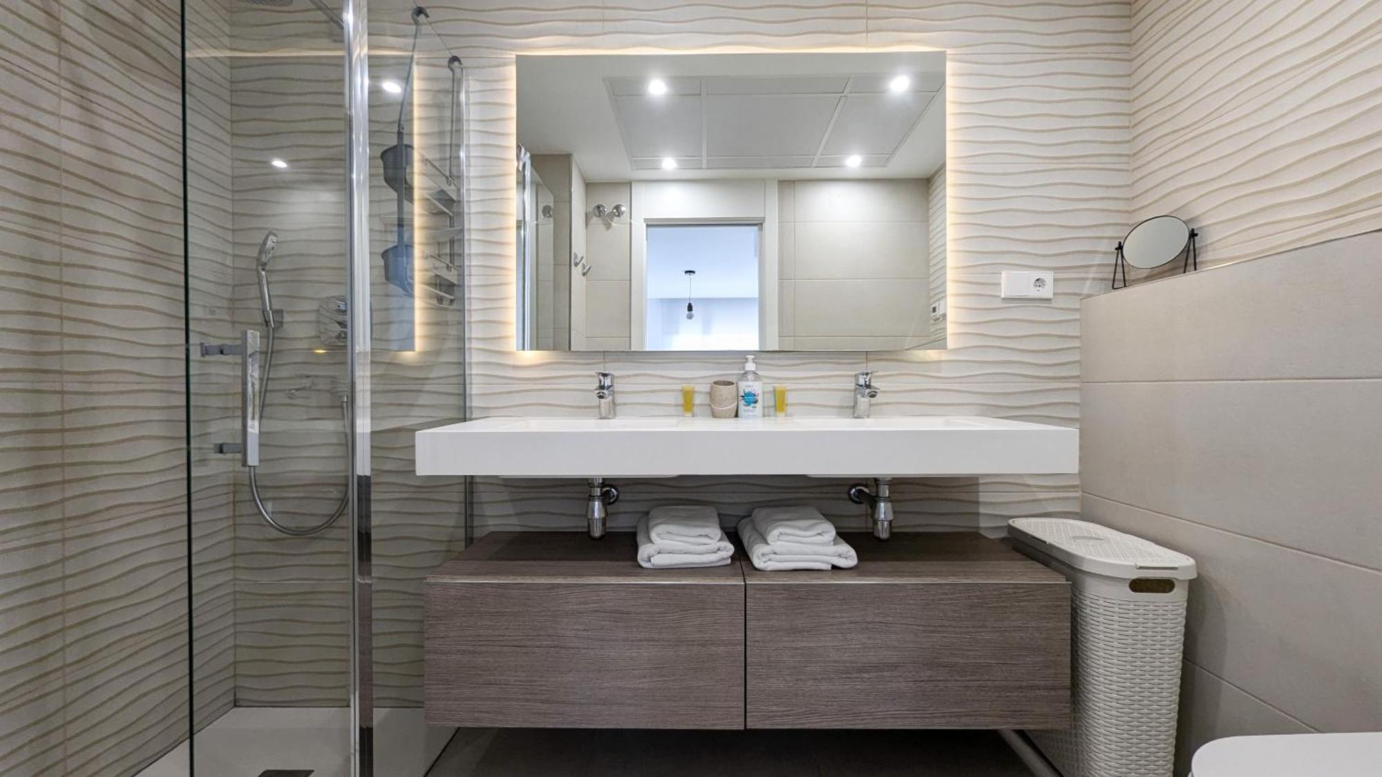Allonbay Sweet Apartment Ла-Віла-Джойоза Екстер'єр фото